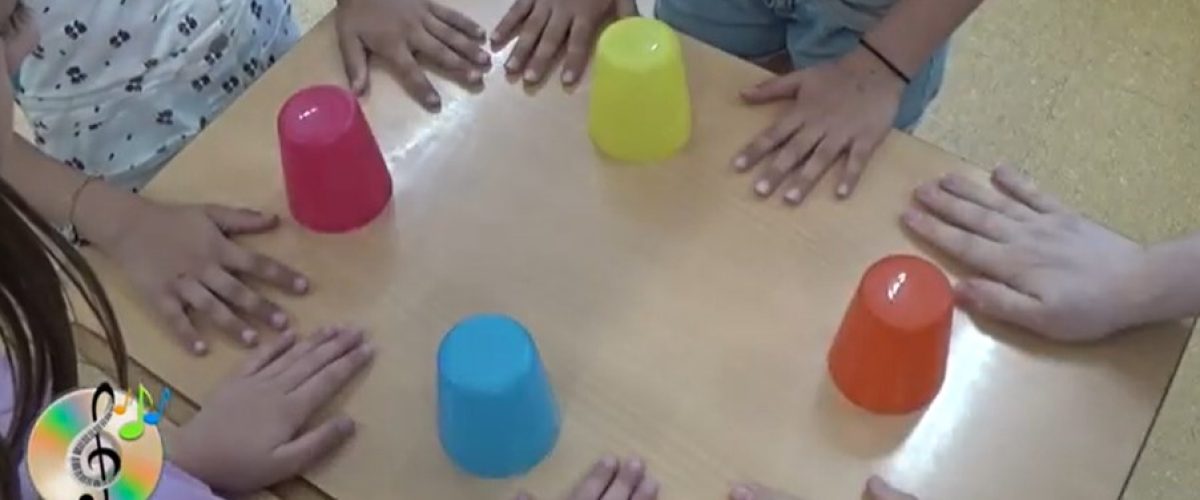 7522_JUEGO DE VASOS_TENGO UNA MUÑECA_DONLUMUSICAL